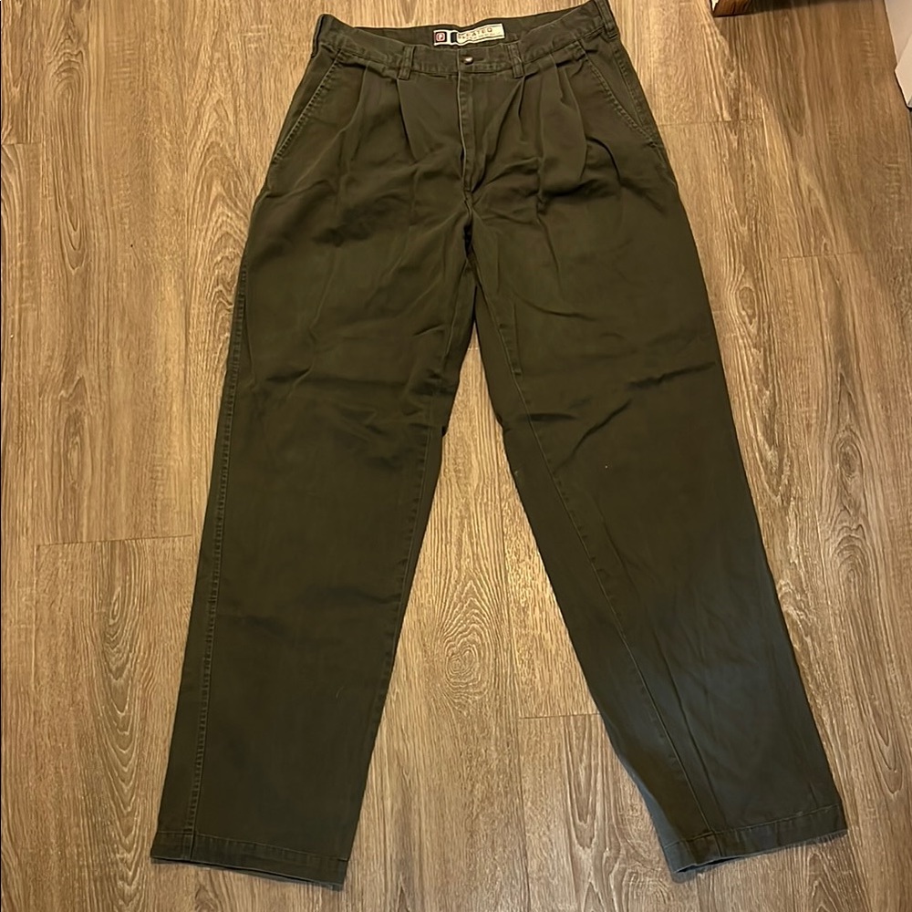 Men's Olive Green Pleated Pants